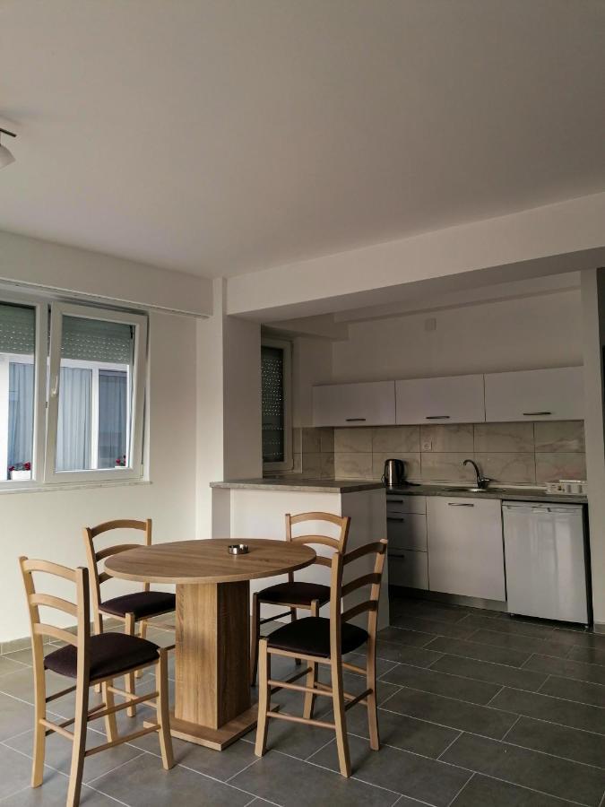 אוהריד Apartments St.Martinia מראה חיצוני תמונה