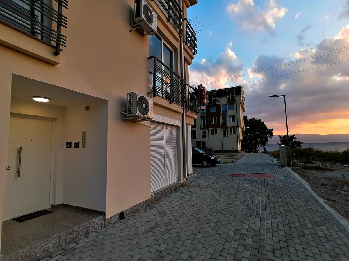 אוהריד Apartments St.Martinia מראה חיצוני תמונה