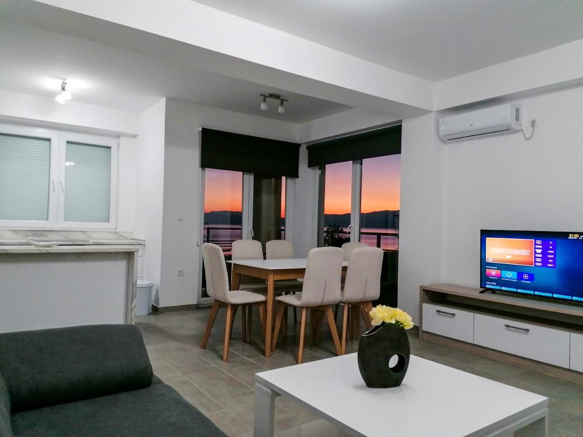 אוהריד Apartments St.Martinia מראה חיצוני תמונה