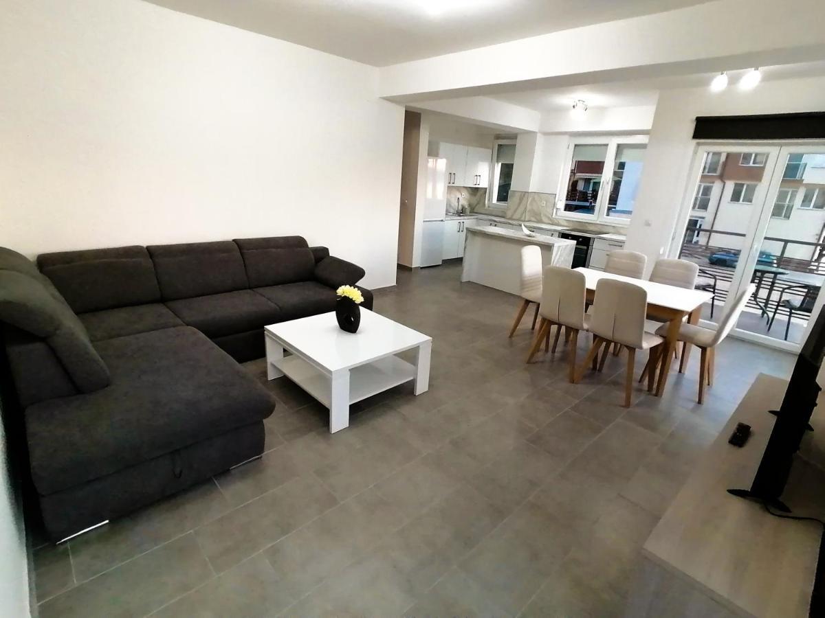 אוהריד Apartments St.Martinia מראה חיצוני תמונה