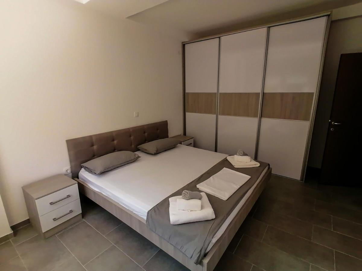 אוהריד Apartments St.Martinia מראה חיצוני תמונה