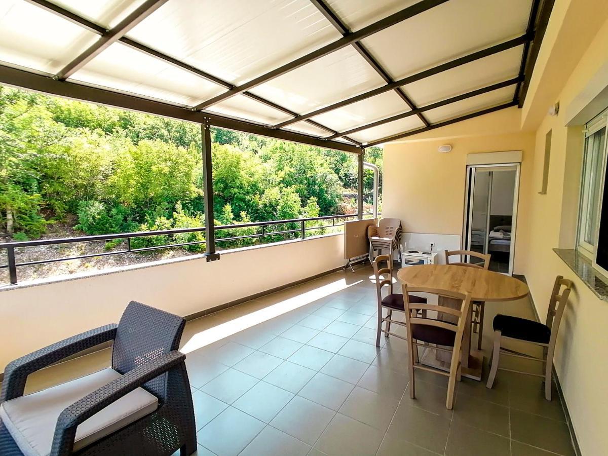 אוהריד Apartments St.Martinia מראה חיצוני תמונה